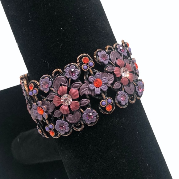 MX PURPLE AND PINK FLORAL BRACELET W CHERUB CLASP - Picture 5 of 16